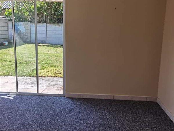 4 Bedroom Property for Sale in Gonubie Eastern Cape